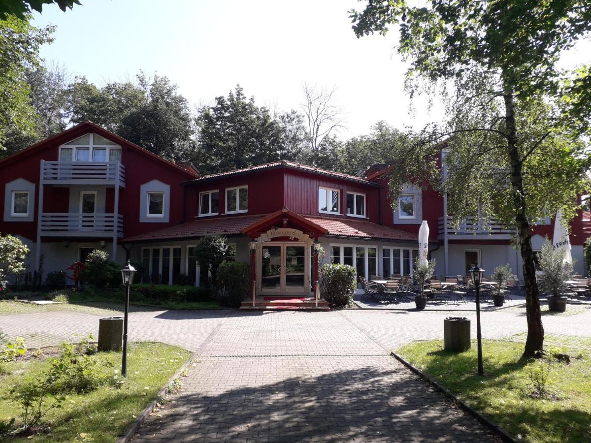 Hotel Rosengarten Leipzig-Naunhof エクステリア 写真