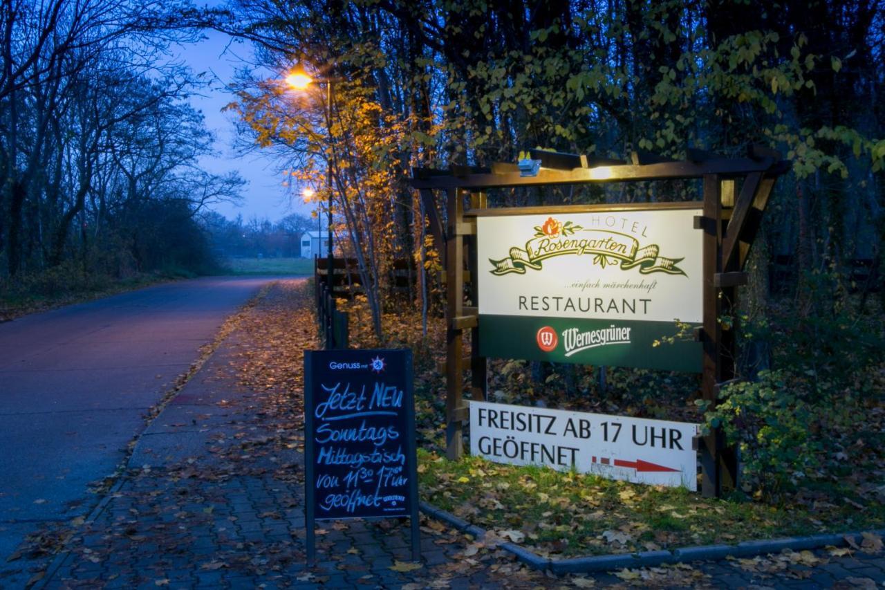 Hotel Rosengarten Leipzig-Naunhof エクステリア 写真