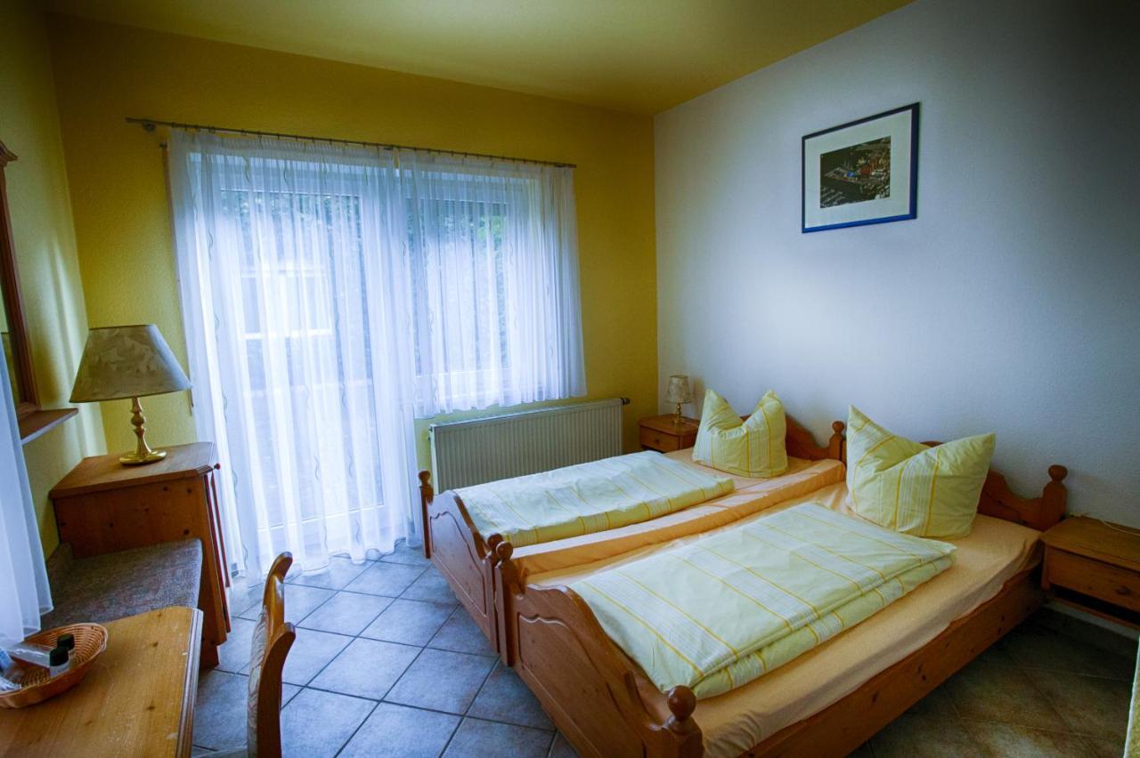 Hotel Rosengarten Leipzig-Naunhof エクステリア 写真